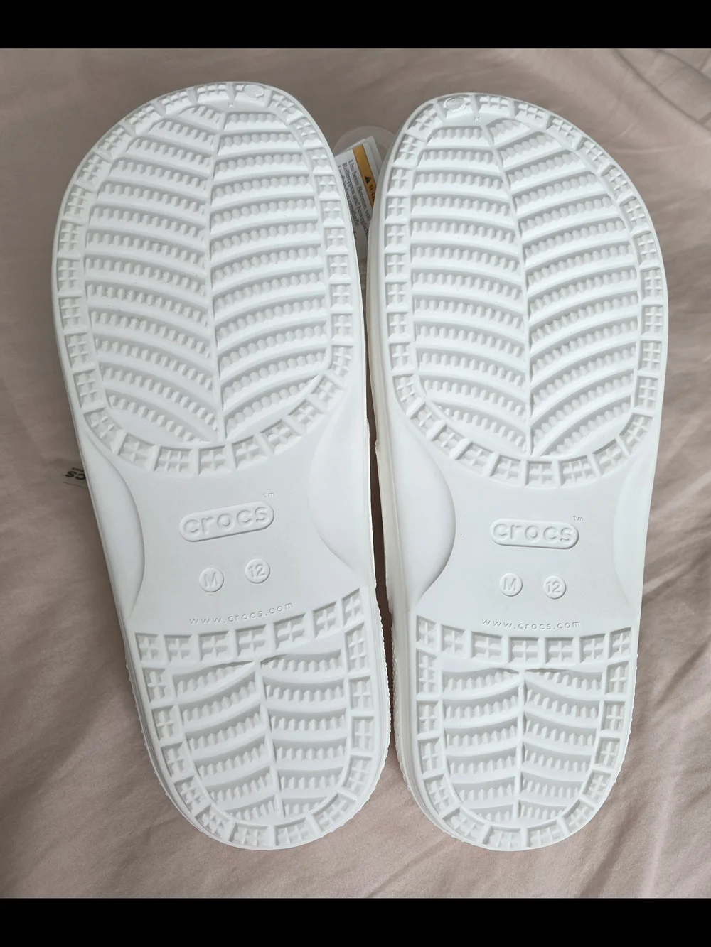 CROCS Mens White Classic Clog Slip-Ons NEW